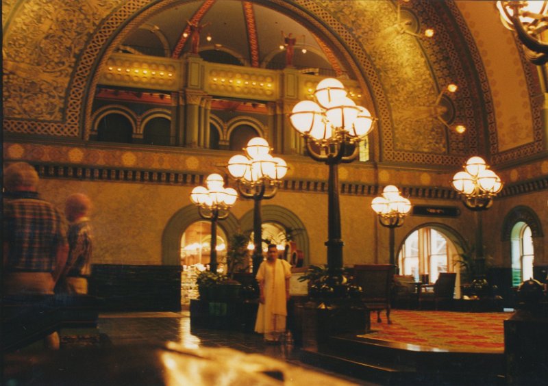 019-Union Station St. Louis.jpg